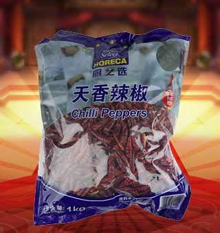 廚之選(HORECA SELECT)天香辣椒產(chǎn)自四川成都1kg每袋，辣椒對口腔及胃腸有刺激作用，能增強腸胃蠕動，促進(jìn)消化液分泌，改善食欲，并能抑制腸內(nèi)異常發(fā)酵?？梢杂糜诜序v魚、大碗魚、毛血旺、辣子雞丁、饞嘴牛蛙等川菜系列，定會讓您回味無窮。由于辣椒素的作用，當(dāng)味覺感覺細(xì)胞接觸到辣椒素后會更敏感，從而感覺食物的美味。