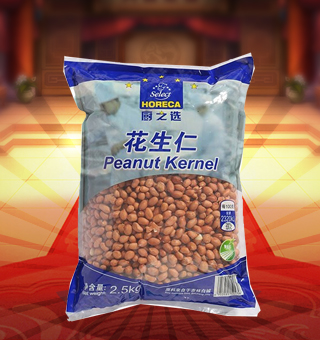 廚之選(HORECA SELECT)花生仁產(chǎn)自吉林白城2.5kg每袋，精選優(yōu)質(zhì)花生，顆粒飽滿，色澤誘人，口感鮮香爽脆，讓人唇齒留香，沉浸于美味的享受。富含人體所需的多種維生素、礦物質(zhì)及微量元素，營養(yǎng)美味，深受廣大消費(fèi)者的認(rèn)可與喜愛。