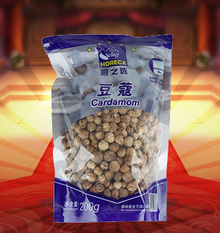 廚之選(HORECA SELECT)豆蔻產(chǎn)自四川成都200g每袋，精細(xì)加工而成，質(zhì)量上乘，備受廣大專業(yè)廚師和消費者歡迎和厚愛，是您廚房必備品。保留了豆蔻中原有的滋味、氣味和全部的營養(yǎng)物質(zhì)，風(fēng)味獨特，定會讓您回味無窮。不使用化學(xué)劑、無化學(xué)殘留、不破壞營養(yǎng)成分，給家人一份天然、一份健康、一份安心。