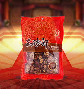 新閩融品珍閣紅棗片產(chǎn)自河南鄭州250g每袋，紅棗中含有豐富的維生素C[6]和環(huán)-磷酸腺苷，能夠促進(jìn)肌膚細(xì)胞的代謝，防止黑色素沉著，讓肌膚越來越潔白細(xì)滑，達(dá)到美白肌膚、祛斑的美容護(hù)膚功效。紅棗會令面色紅潤，因具有養(yǎng)顏補(bǔ)血的作用。 