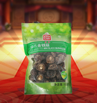 薈食(FINE LIFE)臻選金錢菇產(chǎn)自浙江麗水150g每袋，精選優(yōu)質香菇，菇肉肥厚，色澤均勻，厚實圓潤，自然鮮美，味道純正，方便食用。香菇具有高蛋白、低脂肪和多種維生素等營養(yǎng)成分，可用來配菜、搭配煲湯、小炒等多種吃法。
