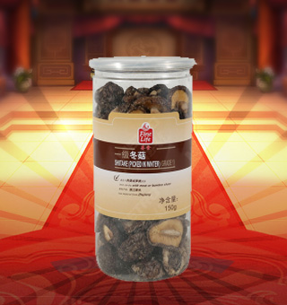 薈食(FINE LIFE)一級冬菇產(chǎn)自四川成都150g每袋，質輕盈，有特殊天然菌香，味道鮮美，風味獨特，保留了豐富的營養(yǎng)成分。采取透明包裝，新鮮清晰可見，干凈衛(wèi)生，方便存放冷藏，方便消費者們的選購，安全健康，放心購買。